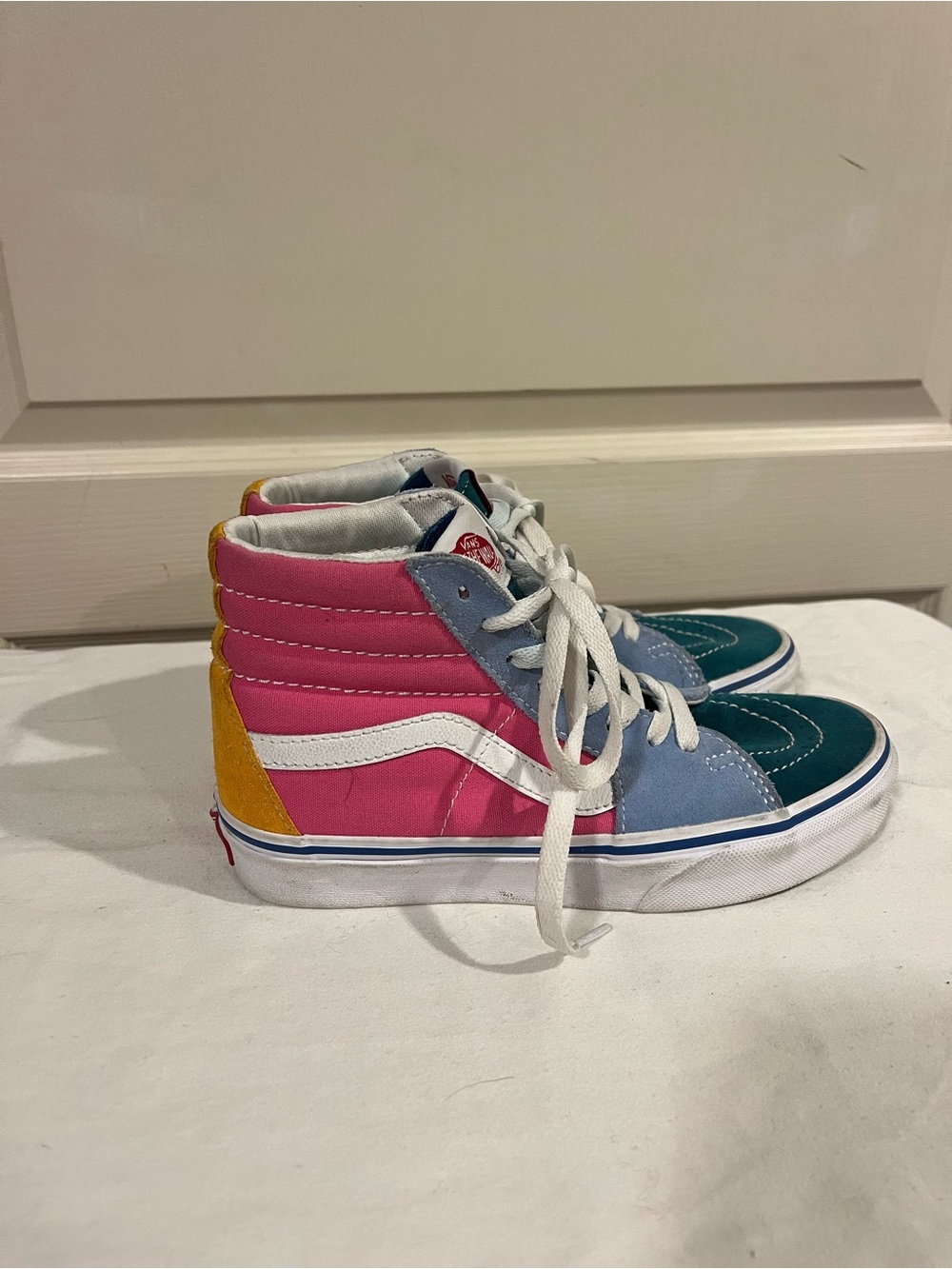 Vans High-Top Sneakers in Teal, Light Blue & Pink - Picture 3 of 10